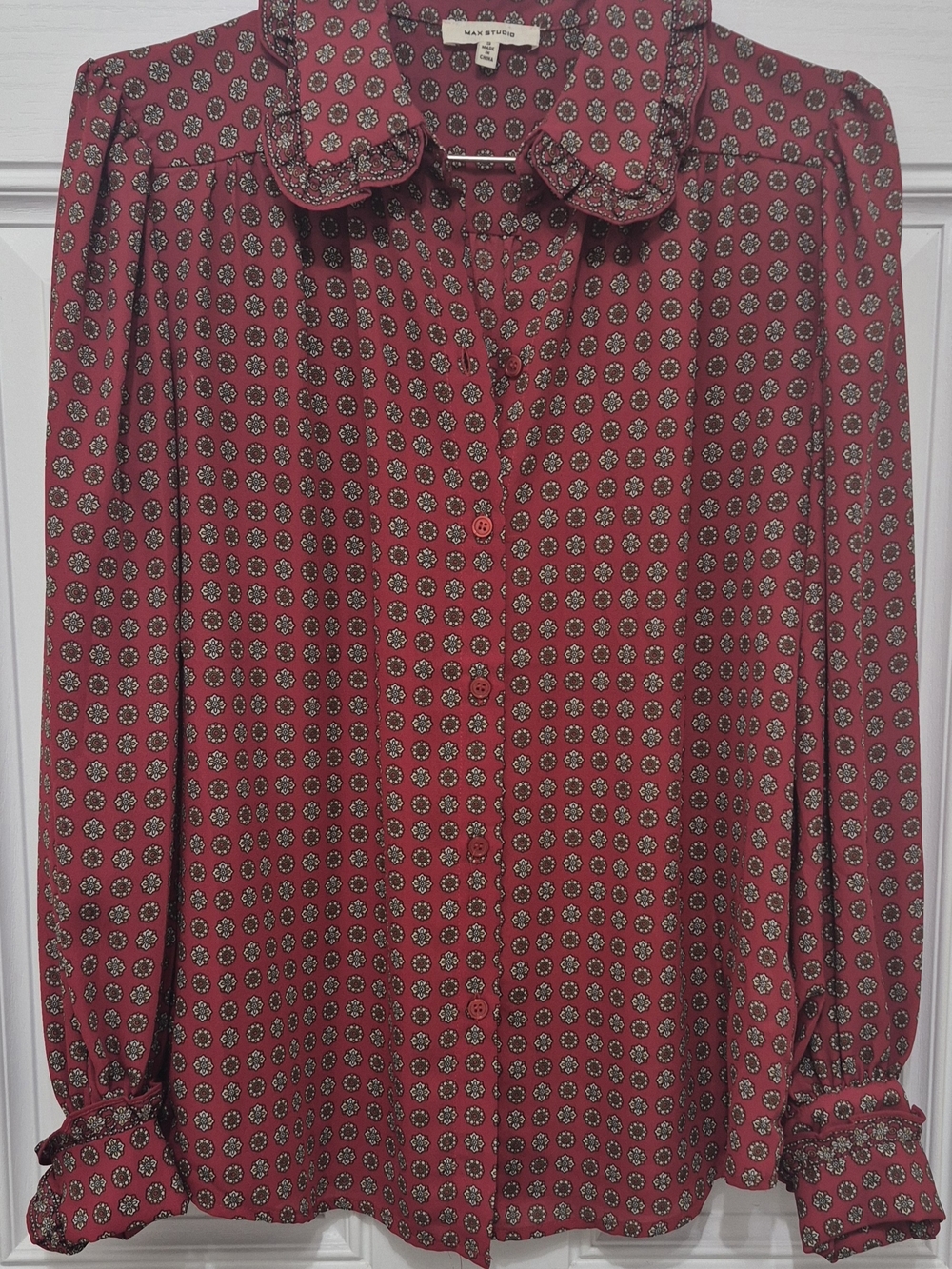 Max Studio Red Printed Ruffle Collar Button-Front Blouse Size S